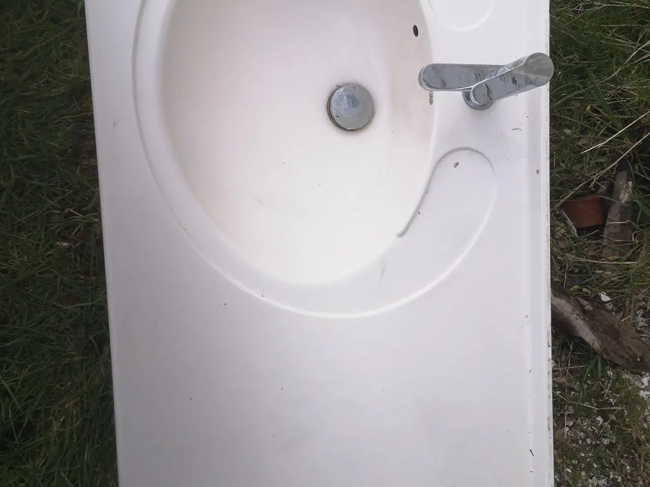 Billede 1 - håndvask inklusive blandingsbatteri