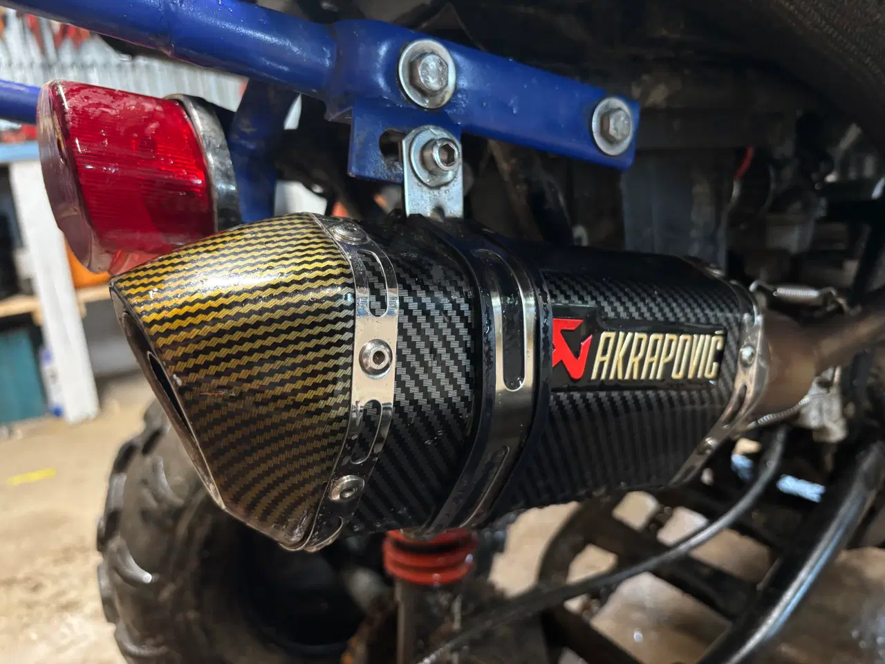 Billede 1 - Atv m. Akroprovik exhaust