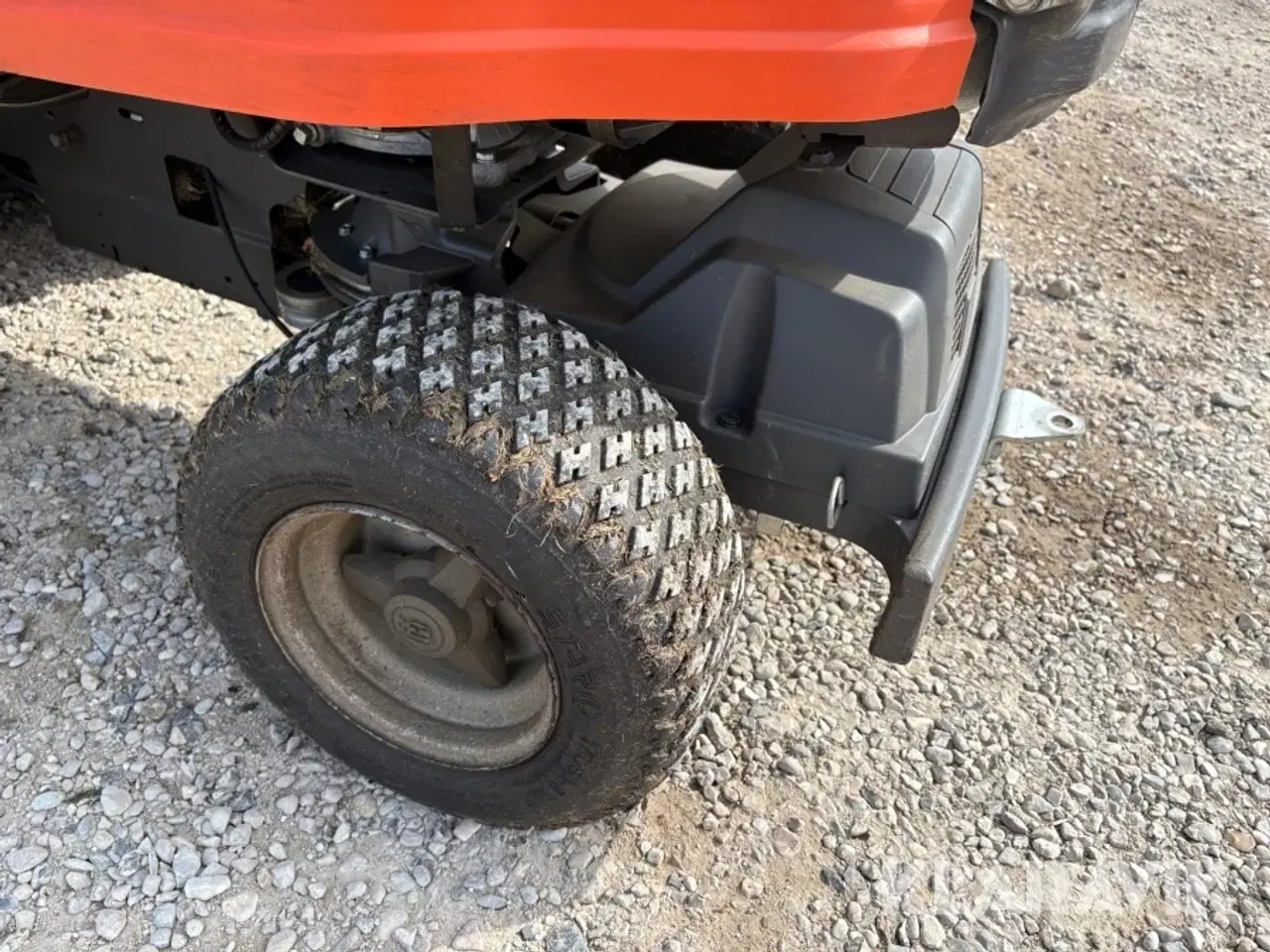 Billede 12 - Græsslåmaskine Husqvarna R213C