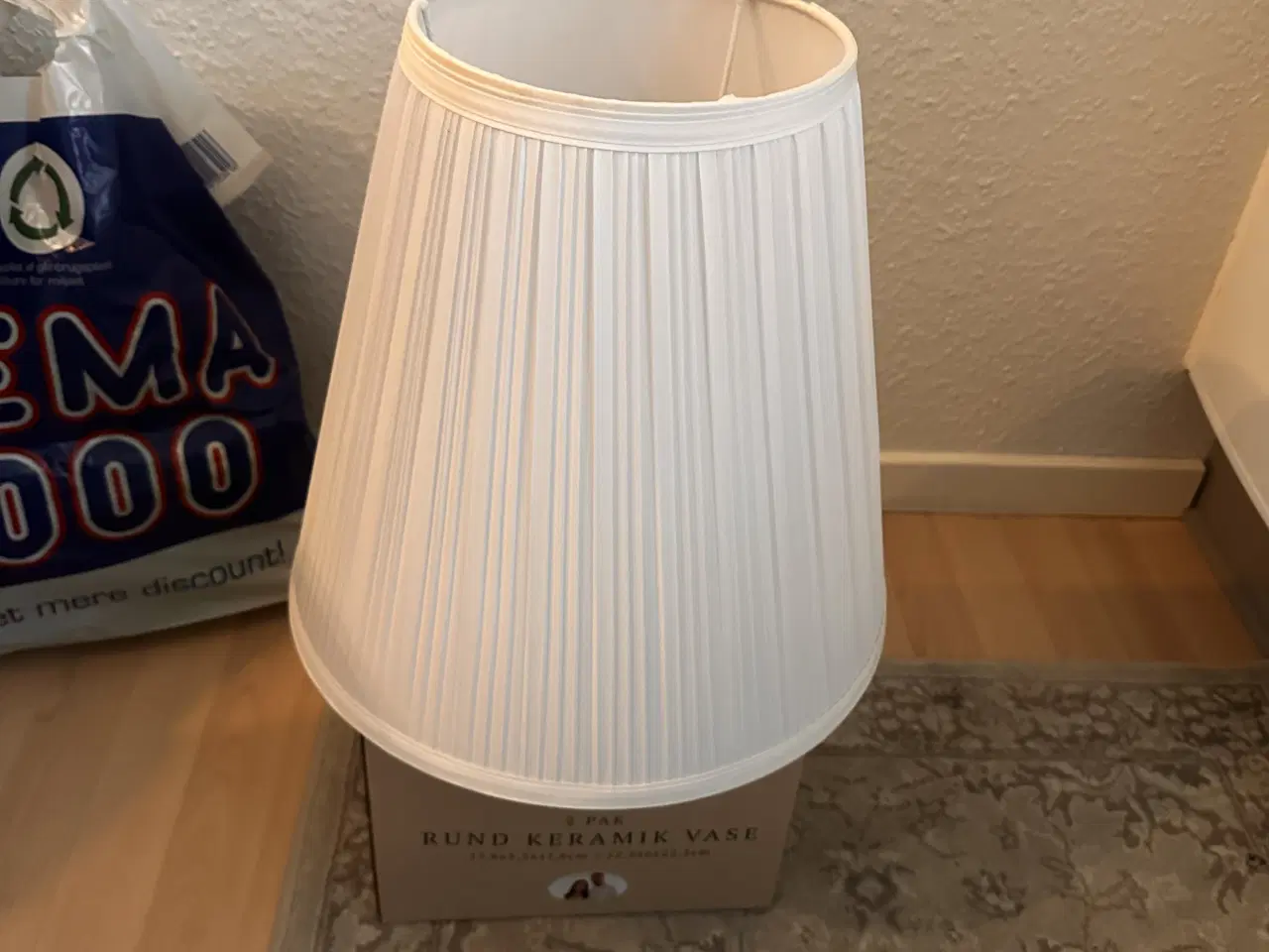 Billede 3 - 2 stk lampeskærme 