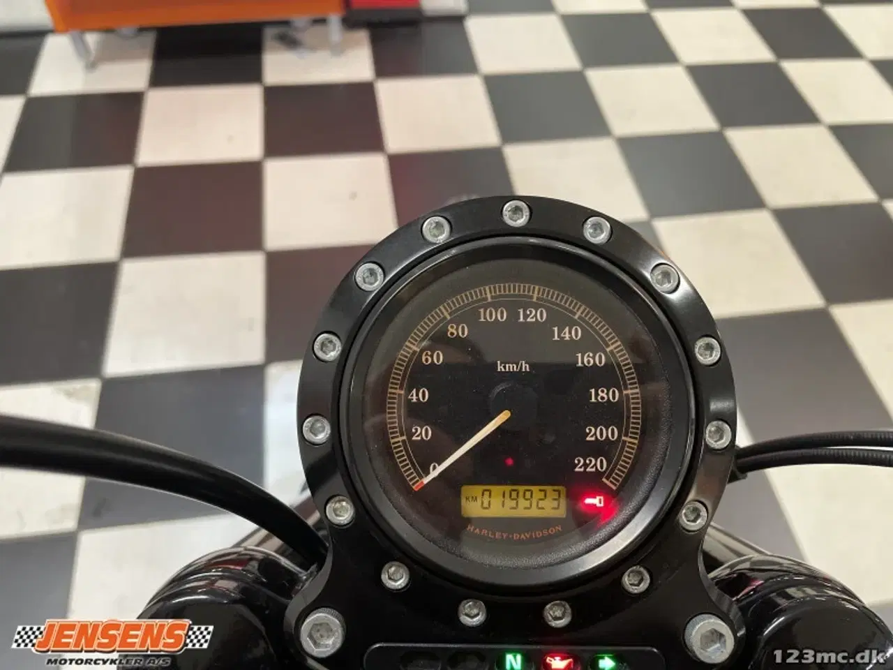 Billede 7 - Harley-Davidson XL883N Iron 883