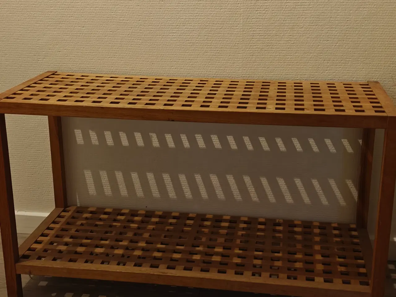 Billede 1 - Skoreol i træ 