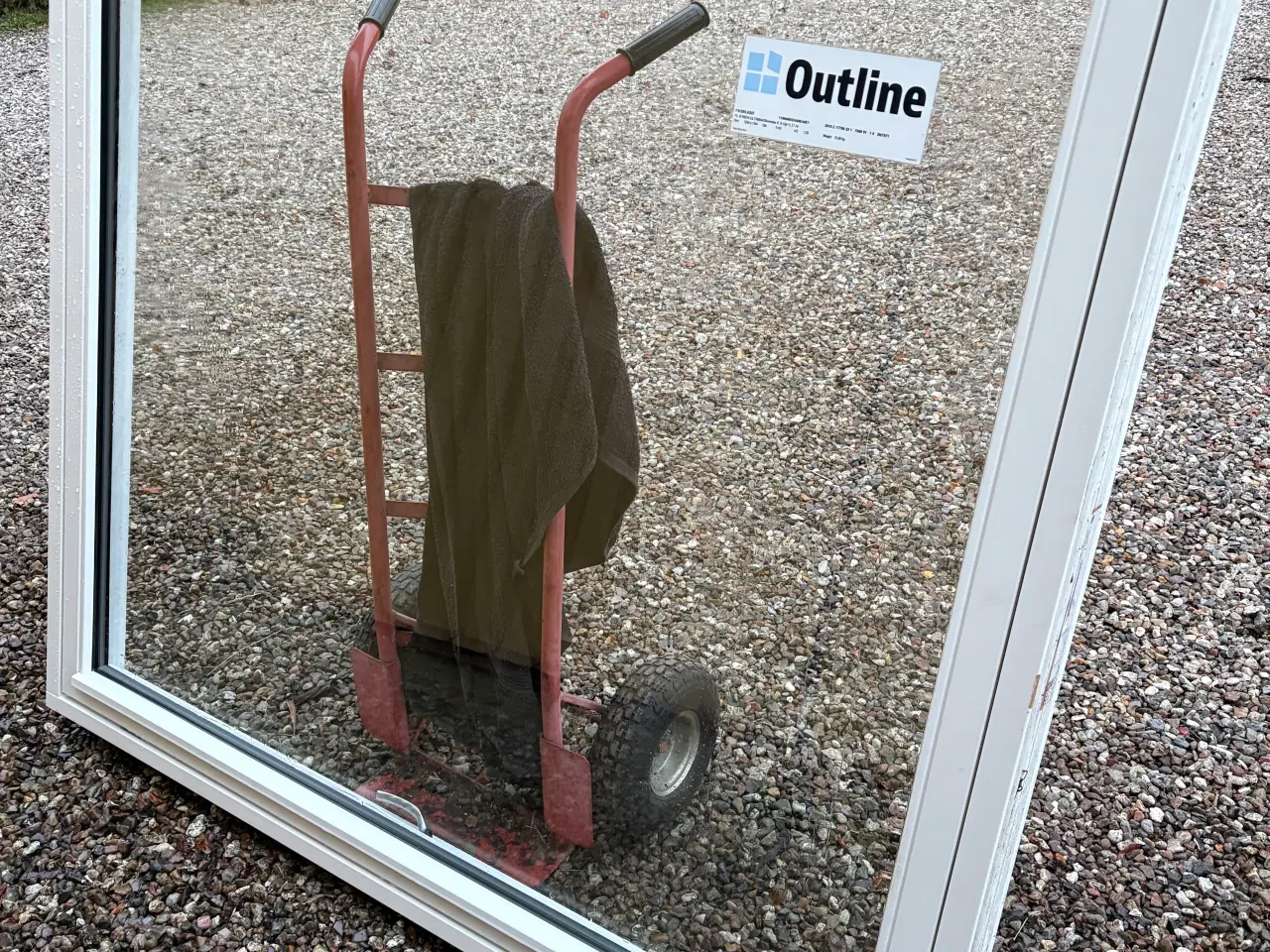 Billede 1 - 2 stk. Nye trævinduer sidehængslet.