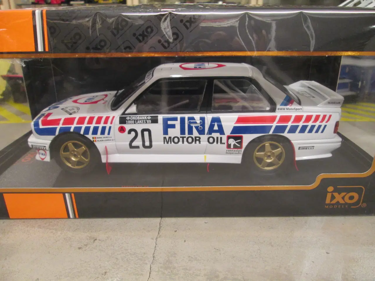 Billede 1 - Modelbil 1:18  Bmw M3 1989  Ixo