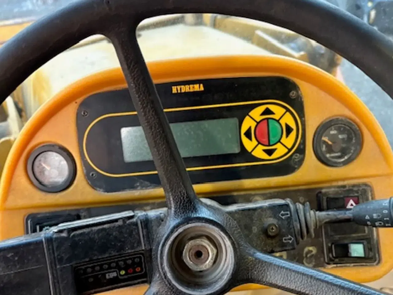 Billede 16 - Hydrema 906C SERIE 2, MANUEL HÅNDTAG. HYDRAULISK SKIFT BAG