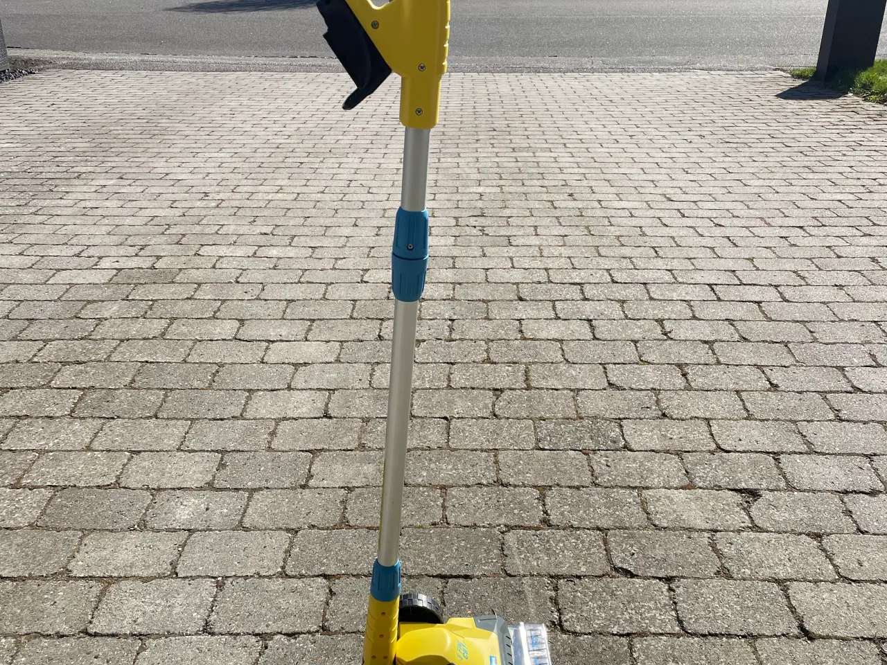 Billede 3 - Gloria græs og kanttrimmer