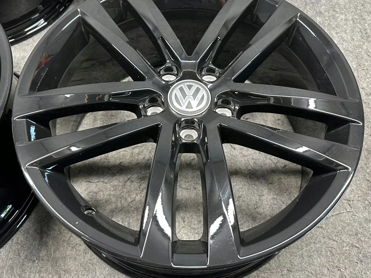 Billede 4 - VW PASSAT B7 B8 CC 561 SALVADOR 8.0" x 19" 5x112