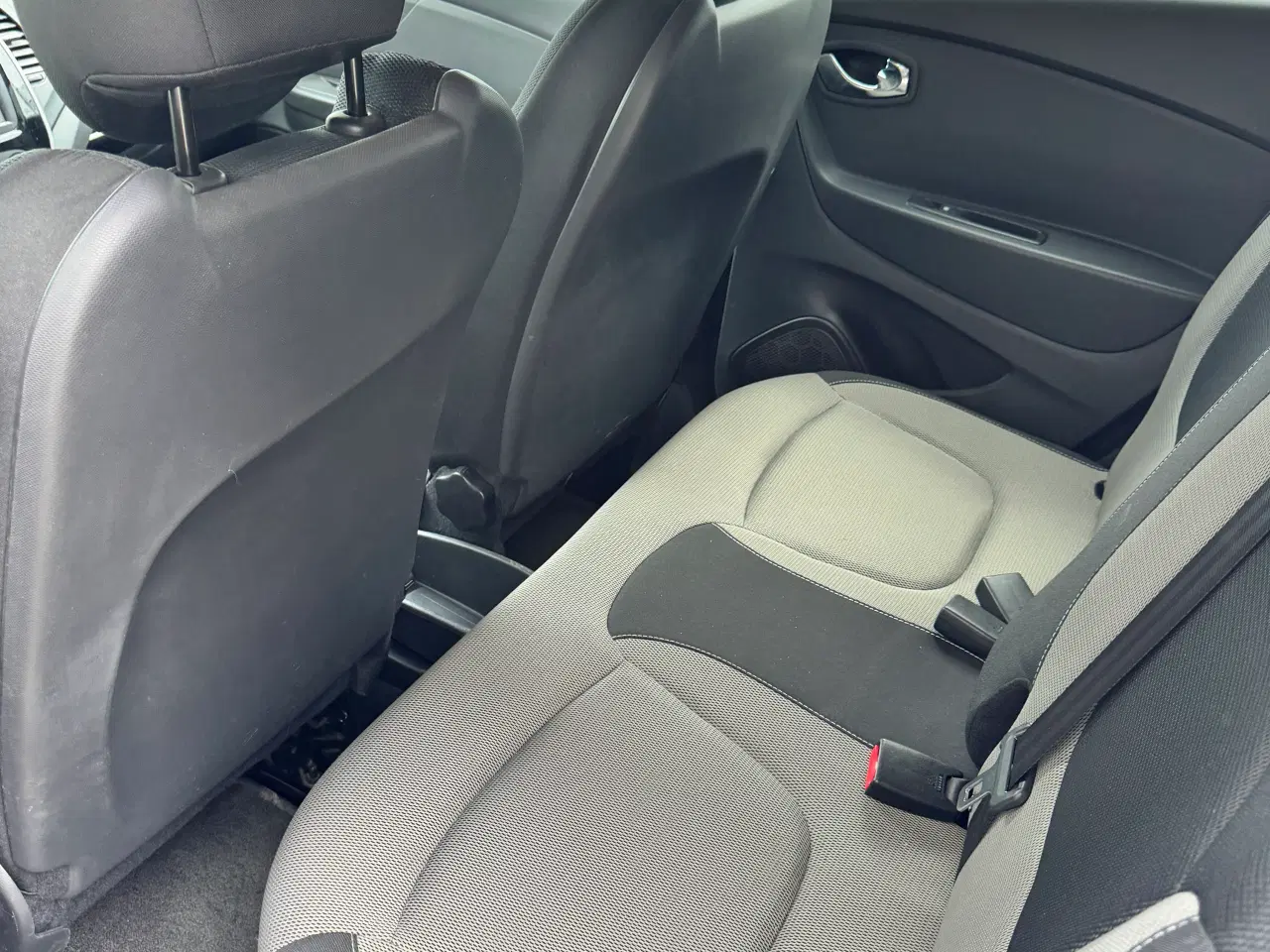 Billede 5 - Renault Captur 1.5 dci 90, årg 12/2015