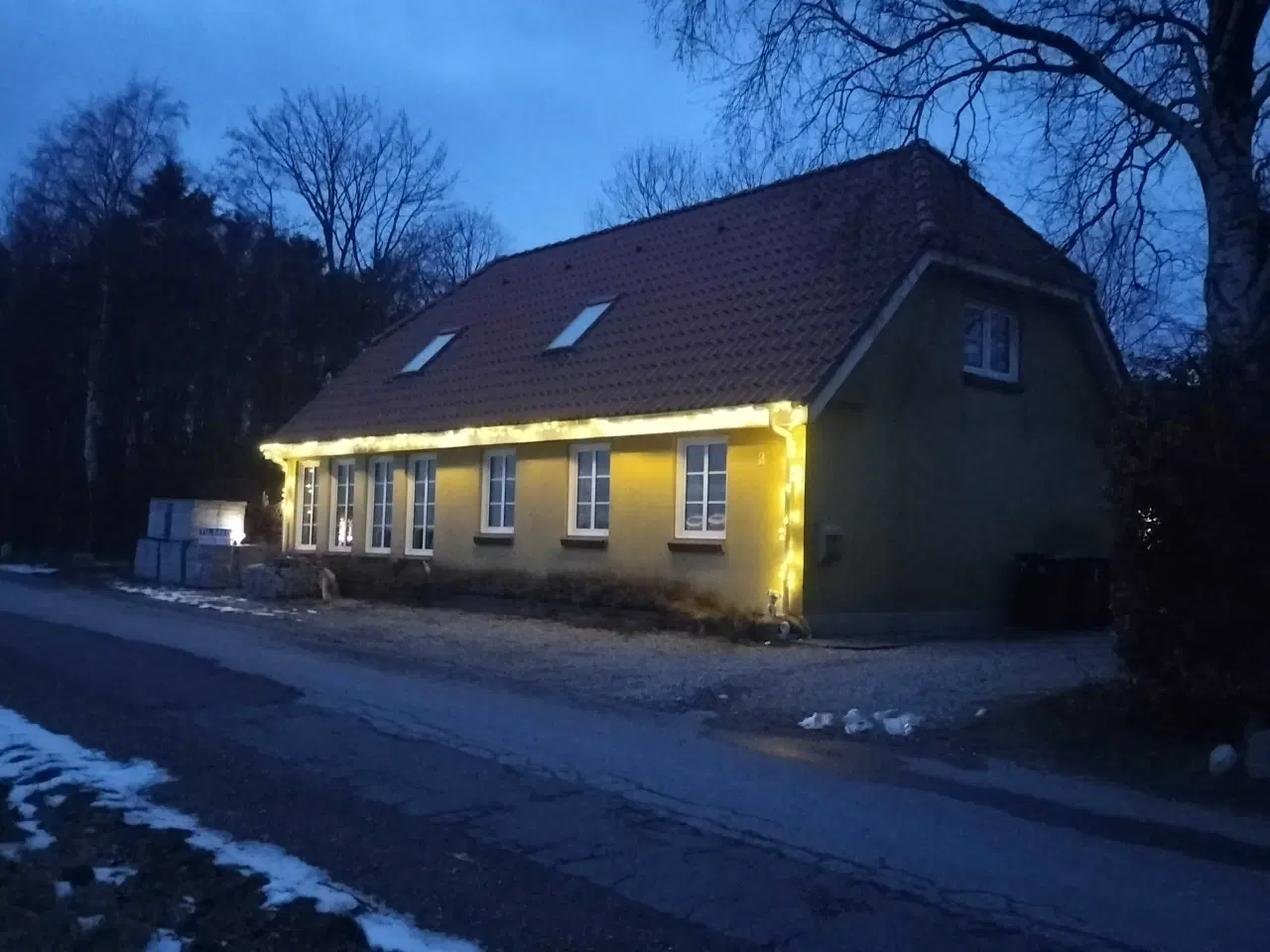 Billede 1 - Hus på landet Ølgod 