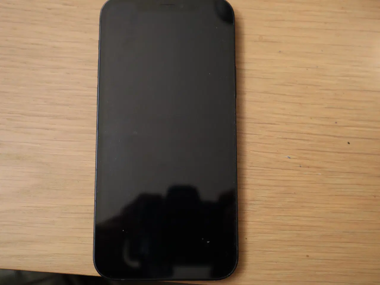 Billede 1 - Iphone 12 med lader