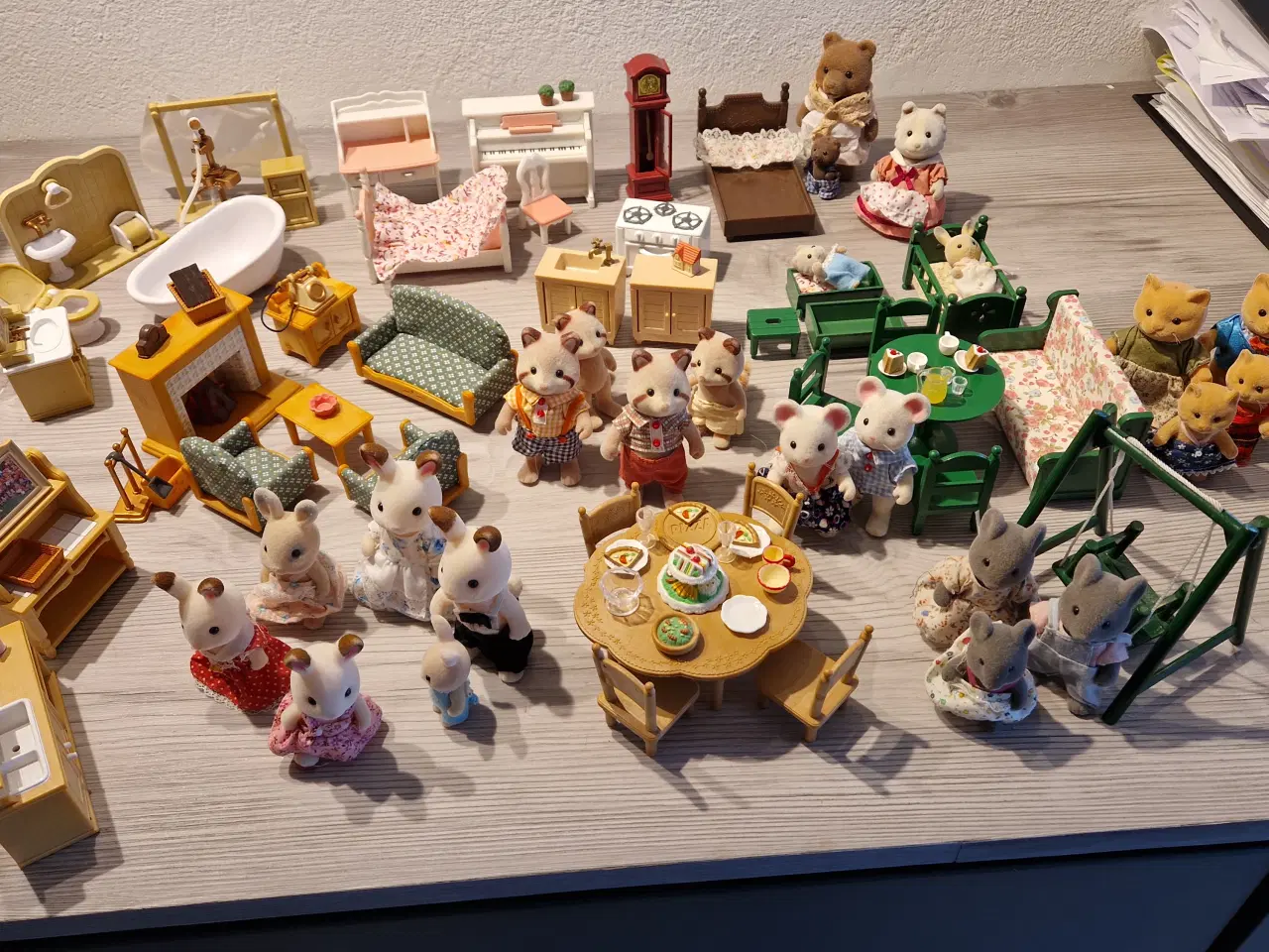 Billede 2 - Sylvanian families: Hus + masser af tilbehør