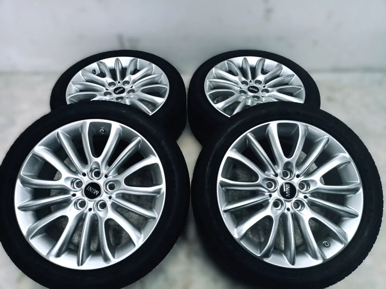 Billede 3 - 5x112 17" ET54 nav 66,6ø MINI sommersæt inkl.TPMS 