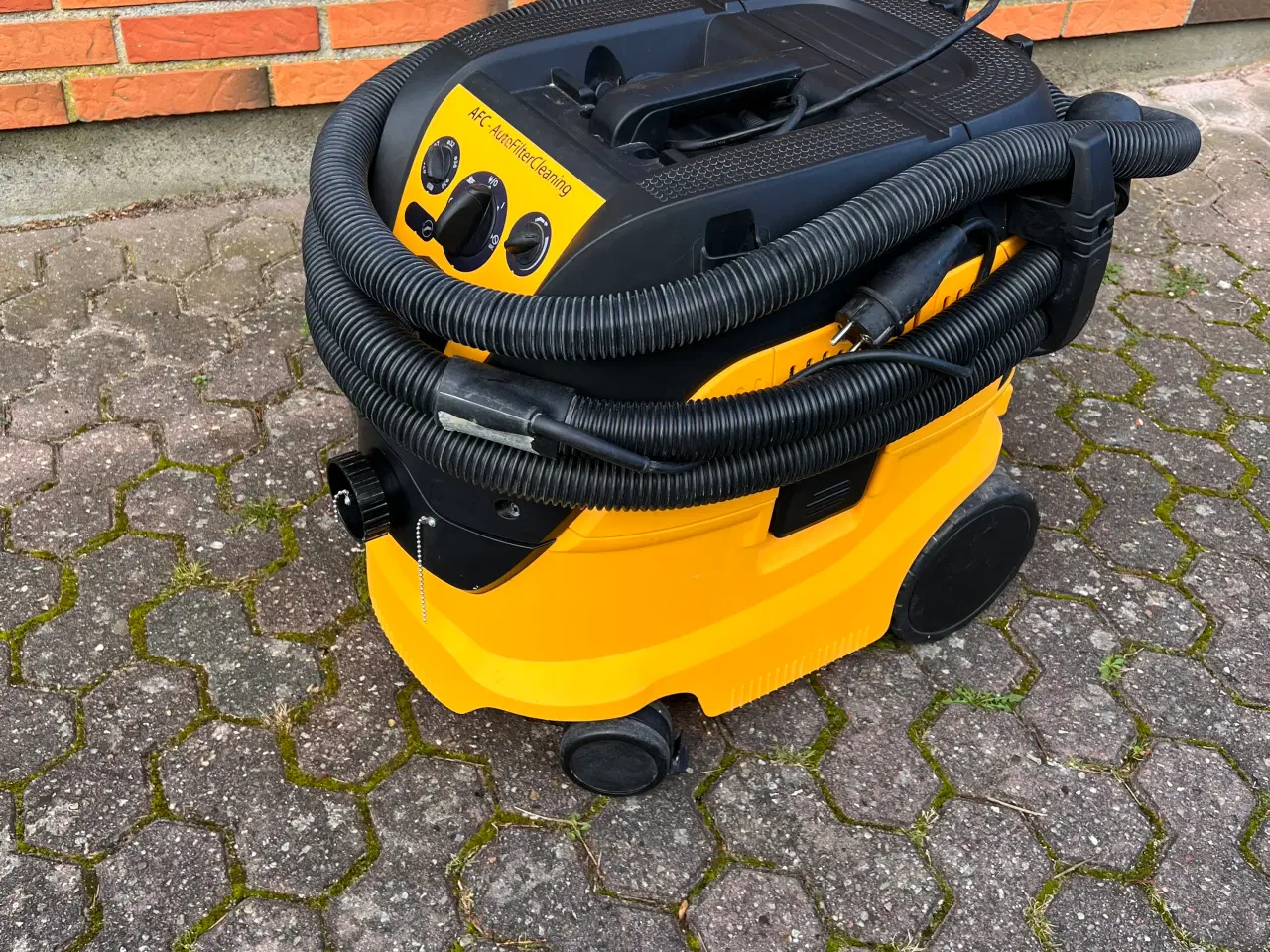 Billede 7 - Girafsliber med støvsuger