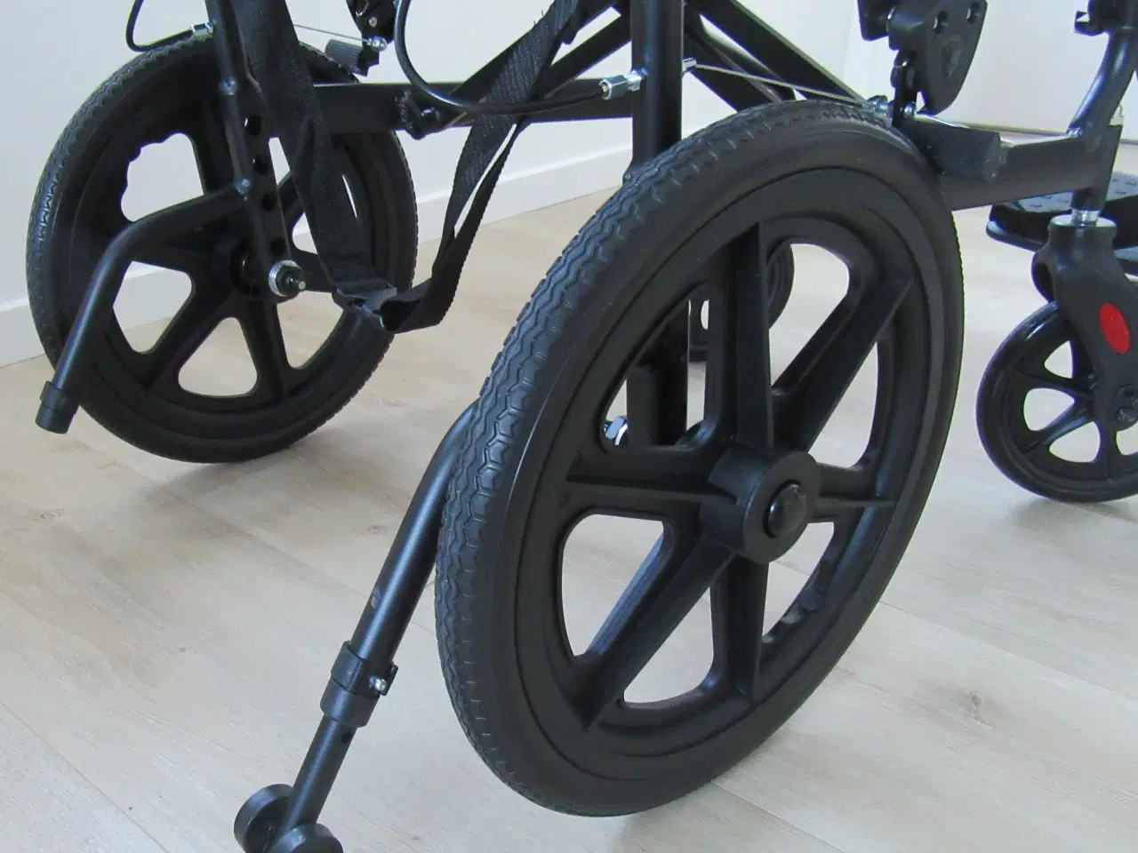 Billede 2 - Kørestol ACTIV-TIM