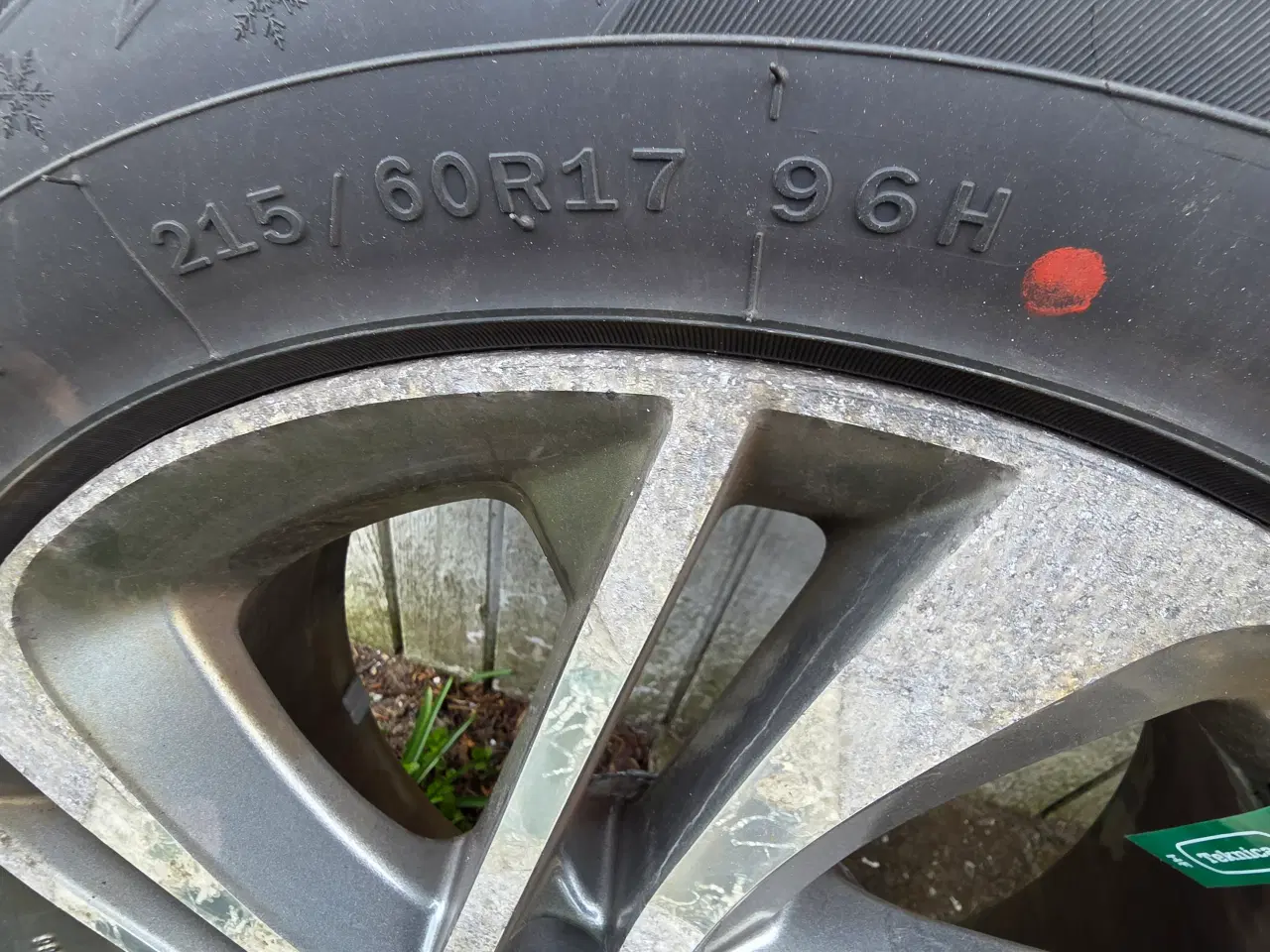 Billede 1 - Alufælge med vinterdæk 