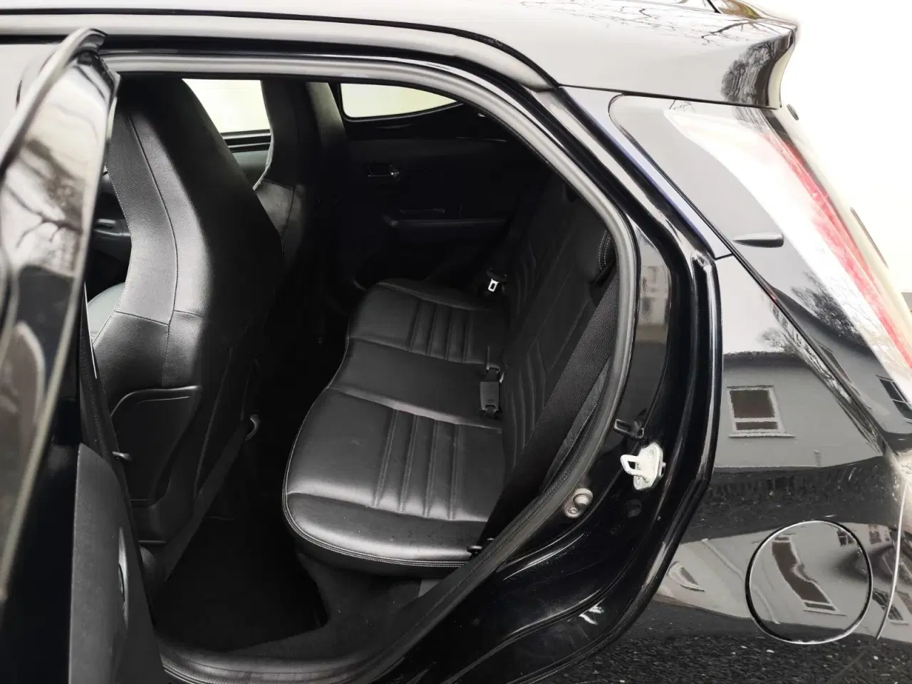 Billede 4 - Toyota Aygo 1,0 VVT-i x-black II