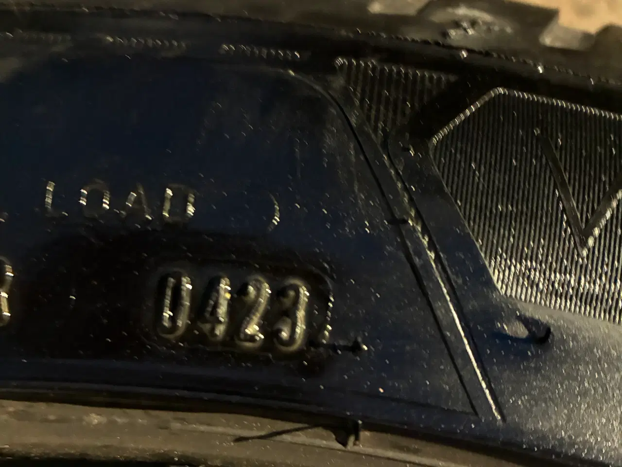 Billede 9 - Polestar 2 originale alufælge med gode helårsdæk