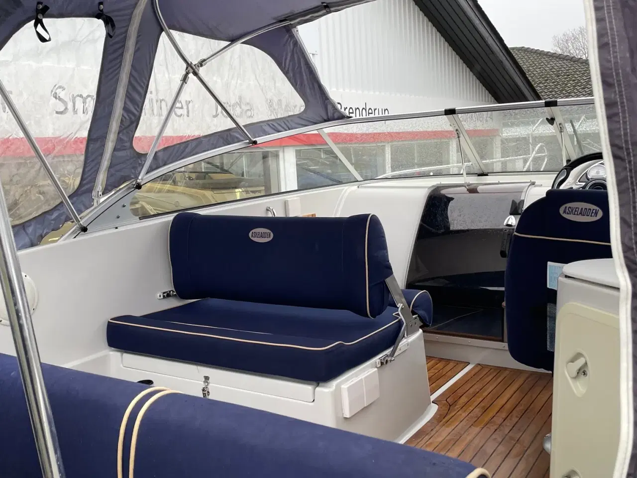 Billede 9 - 605 Explorer med 150 hk Mercury Verado og 2500 kg bådtrailer- RESEVERET MB TIL 3/2