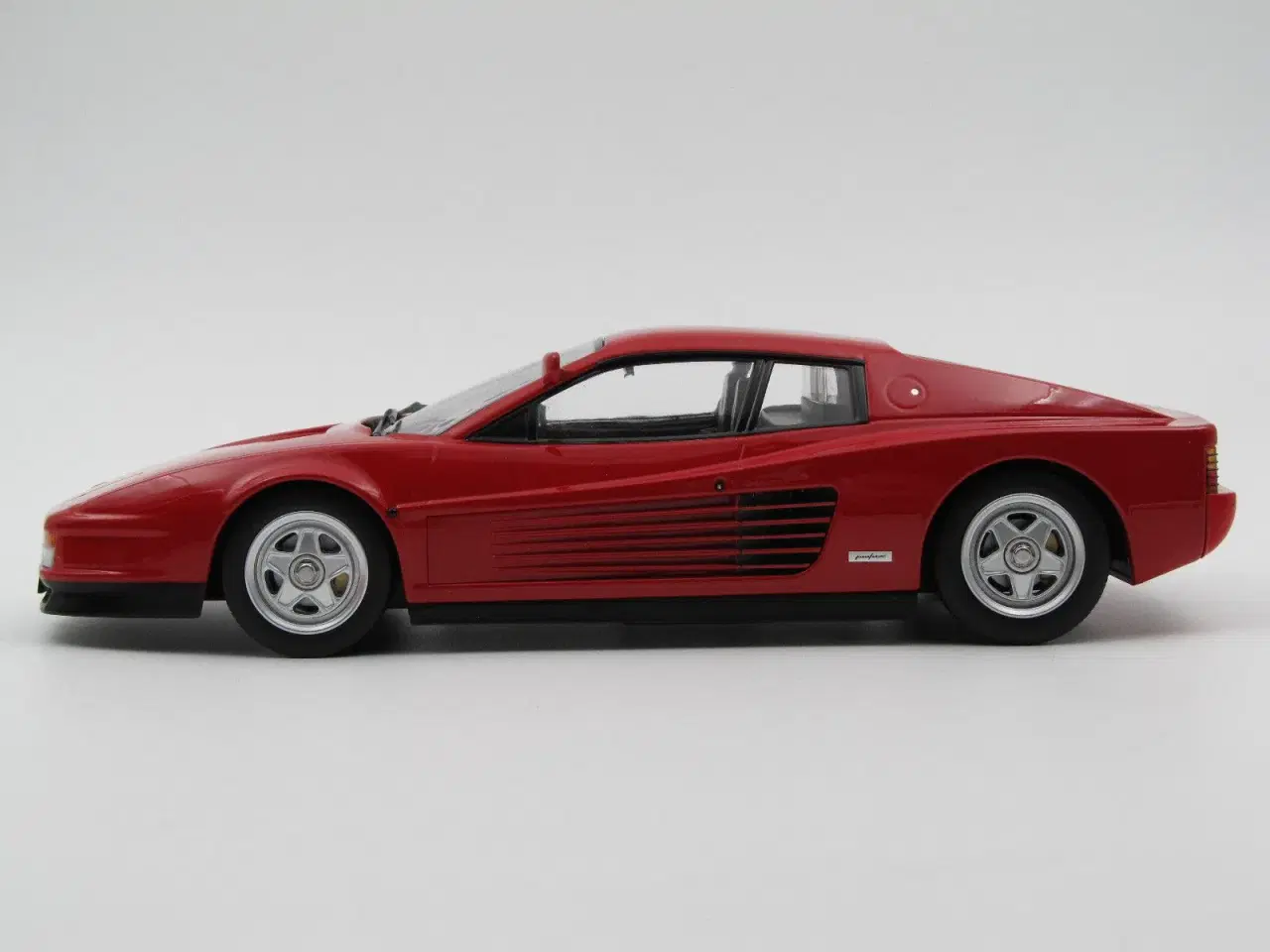 Billede 2 - 1984 Ferrari Testarossa - 1:18  Limited Edition 