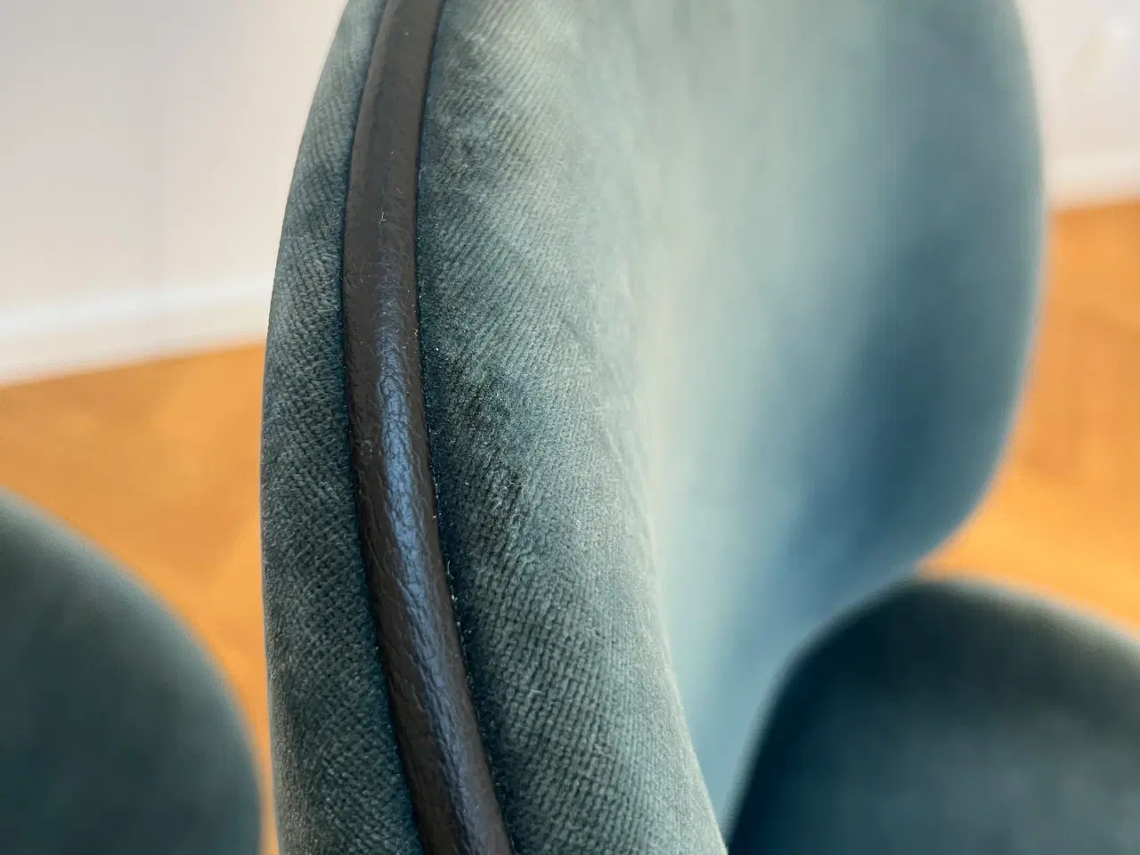 Billede 7 - Gubi Beetle Spisestuestole