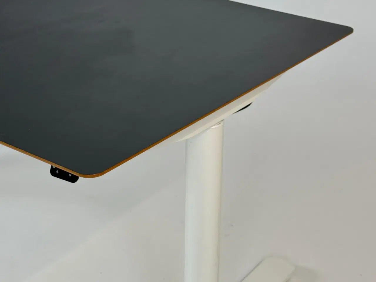 Billede 6 - Hæve/sænkebord – Grå/Hvid 160x80 cm