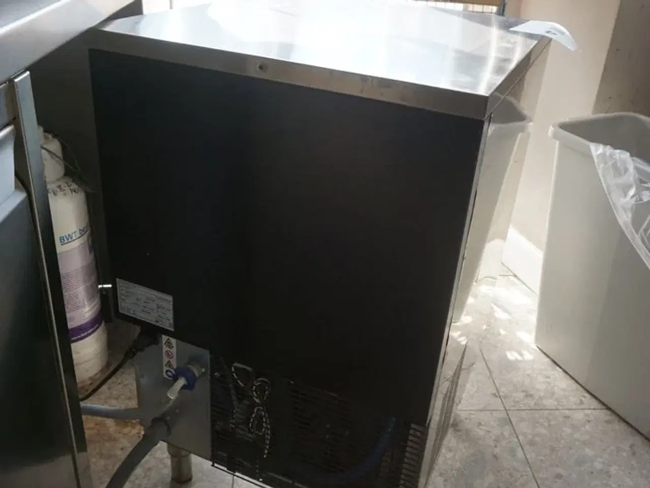 Billede 7 - Isterningmaskine ELECTROLUX