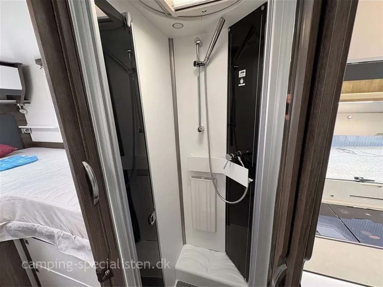 Billede 15 - 2021 - Benimar Amphitryon 967 Northautokapp   Benimar Amphitryon 967 Northautokapp Alde 2021 - Se den nu hos Camping-Specialisten.dk