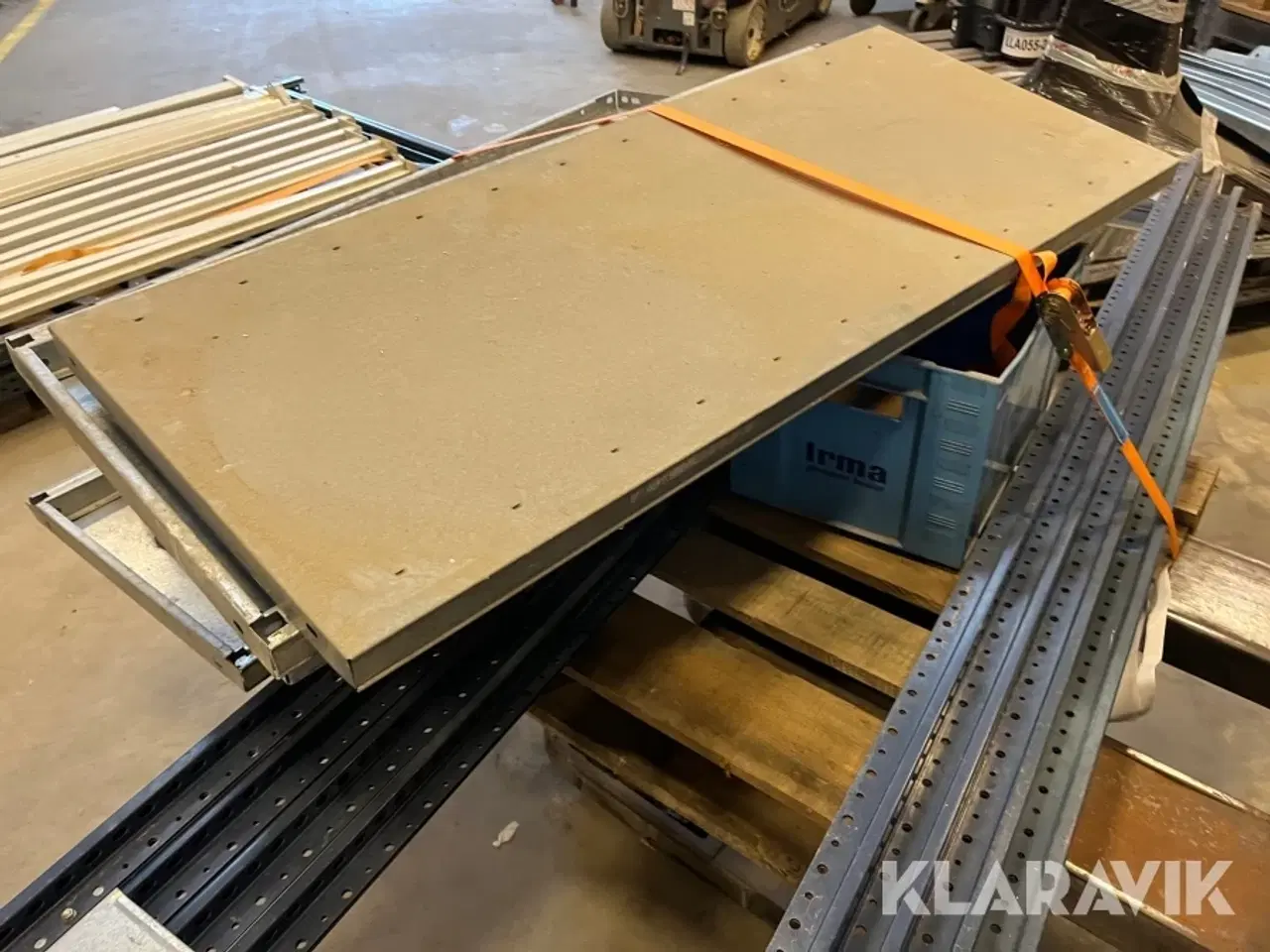 Billede 4 - Reol 4 stiger 14 hylder