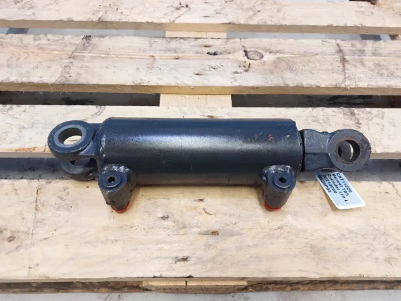 Billede 7 - Valmet 705 Løftecylinder L.  30210000
