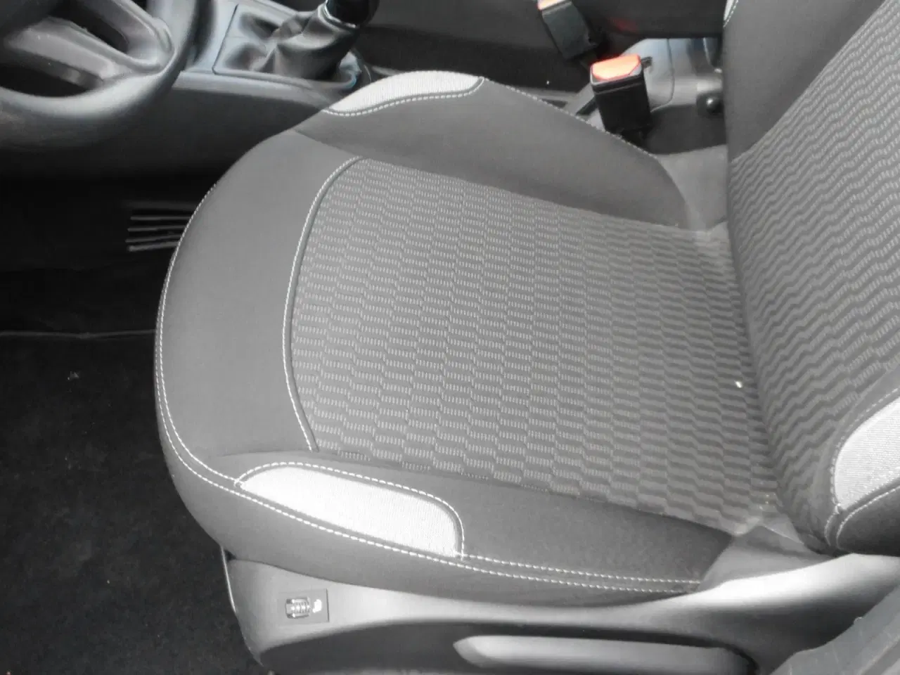 Billede 8 - Peugeot 208 1,6 BlueHDi 100 Active