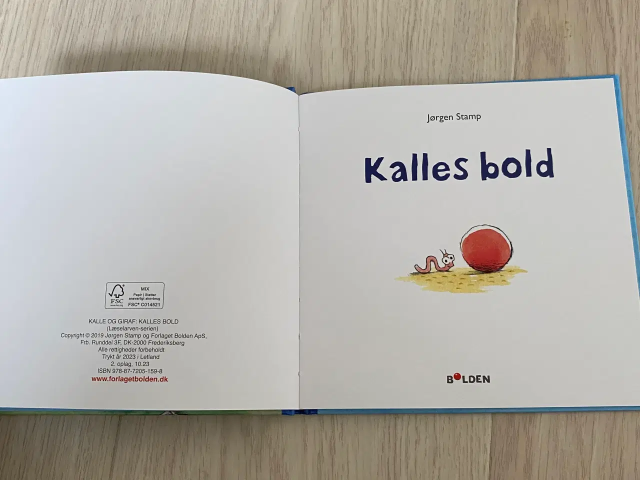 Billede 2 - Børnebog “Kalle’s bold” 