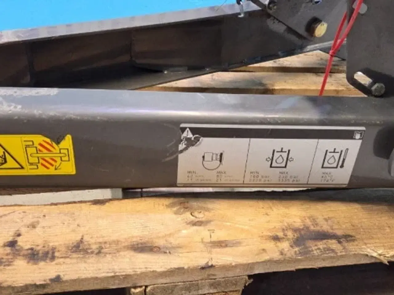 Billede 20 - Claas Variant 385 Træk 8434940