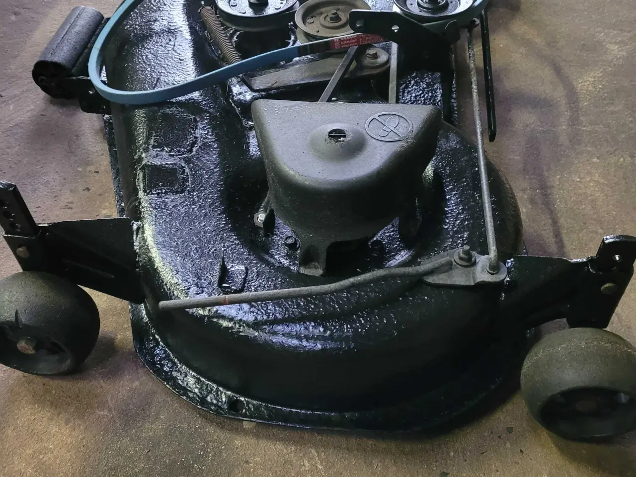 Billede 8 - Stor 48" Havetraktor Jonsered LT Automatic 19