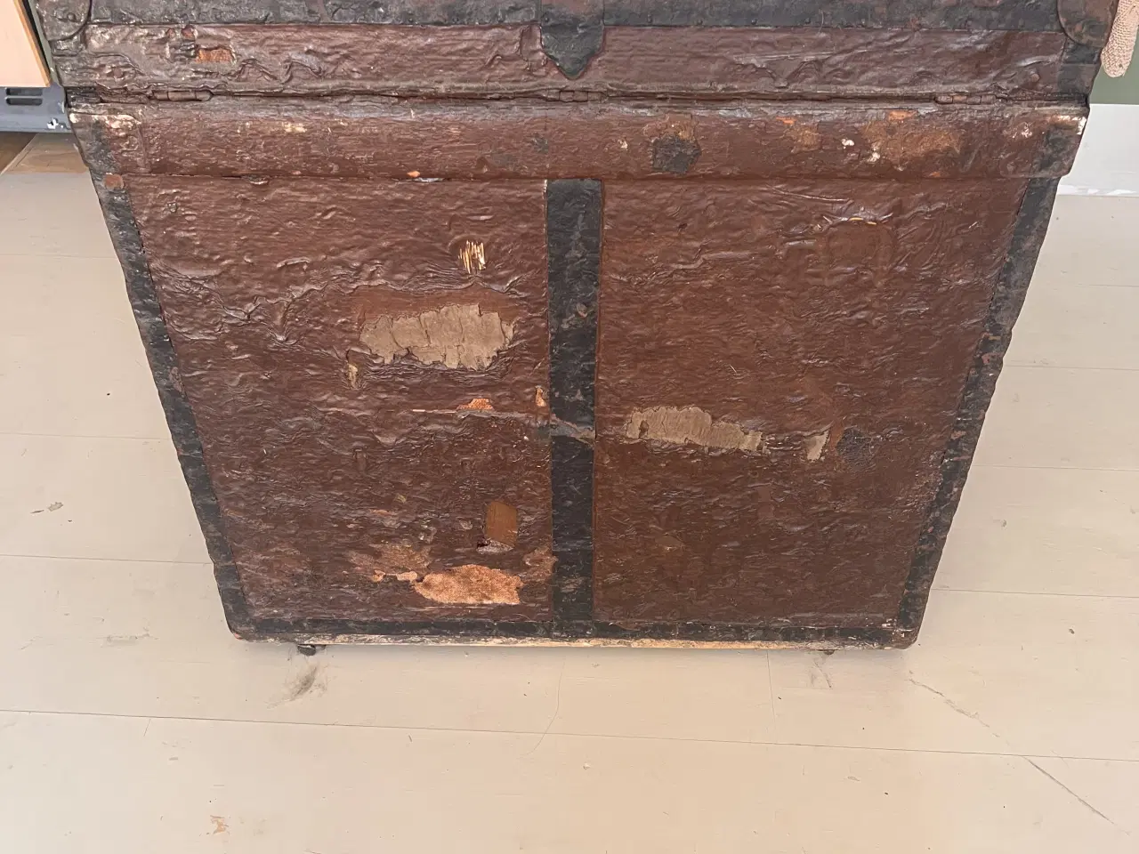 Billede 13 - Antik kuffert til at sælge vare fra