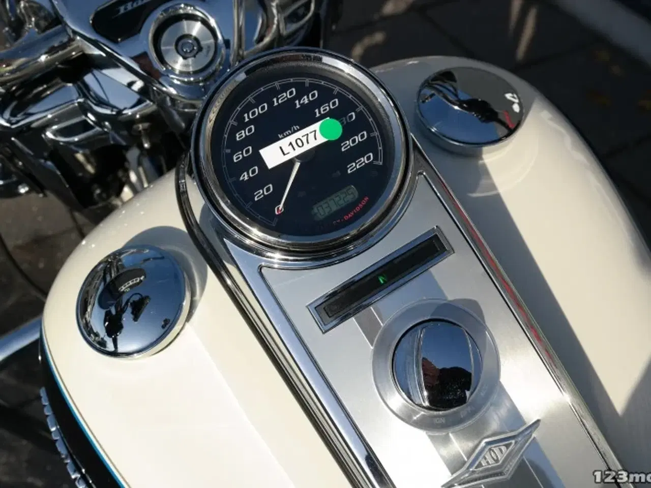 Billede 22 - Harley-Davidson FLHRC Road King Classic MC-SYD       BYTTER GERNE