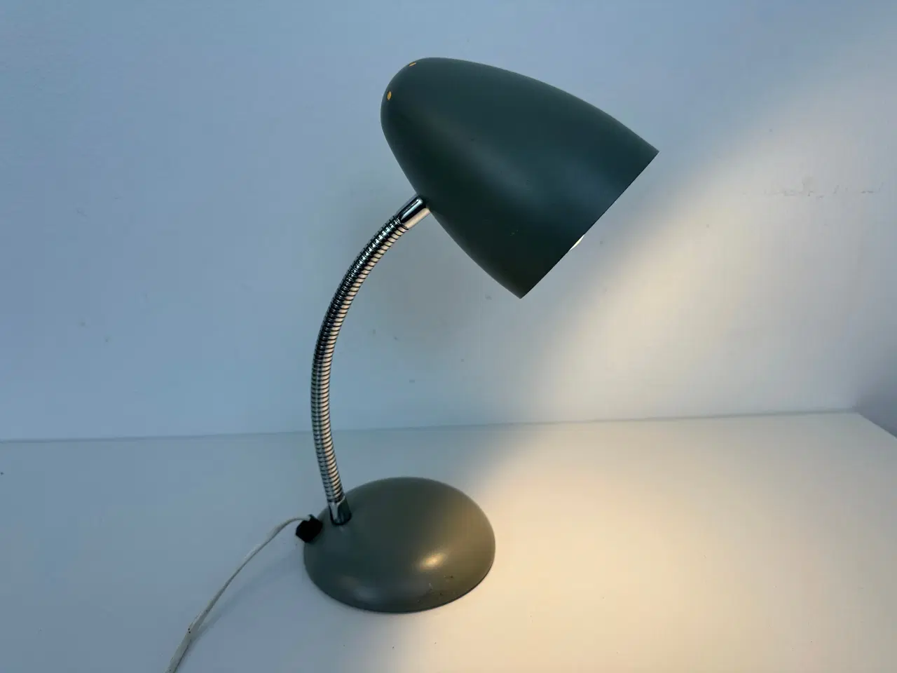 Billede 1 - Retro bordlampe m. flex, grå