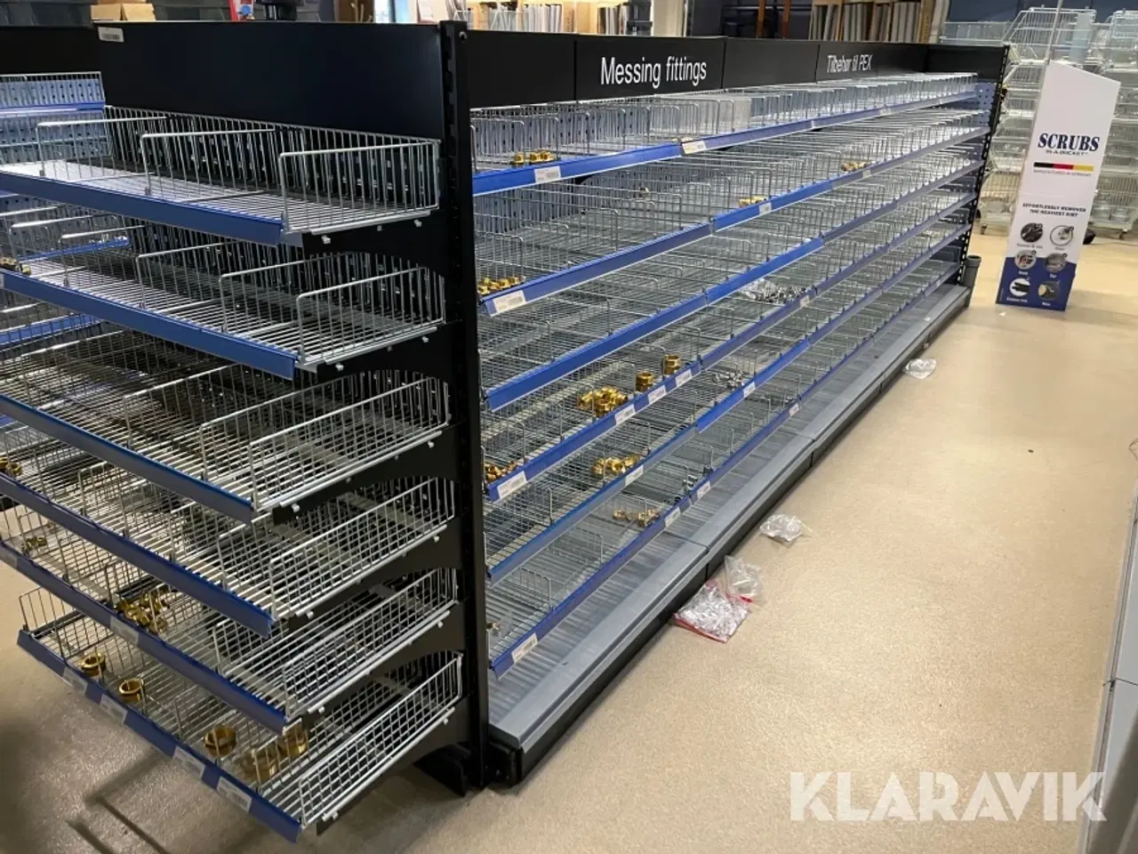 Billede 9 - Værksteds/butik inventar