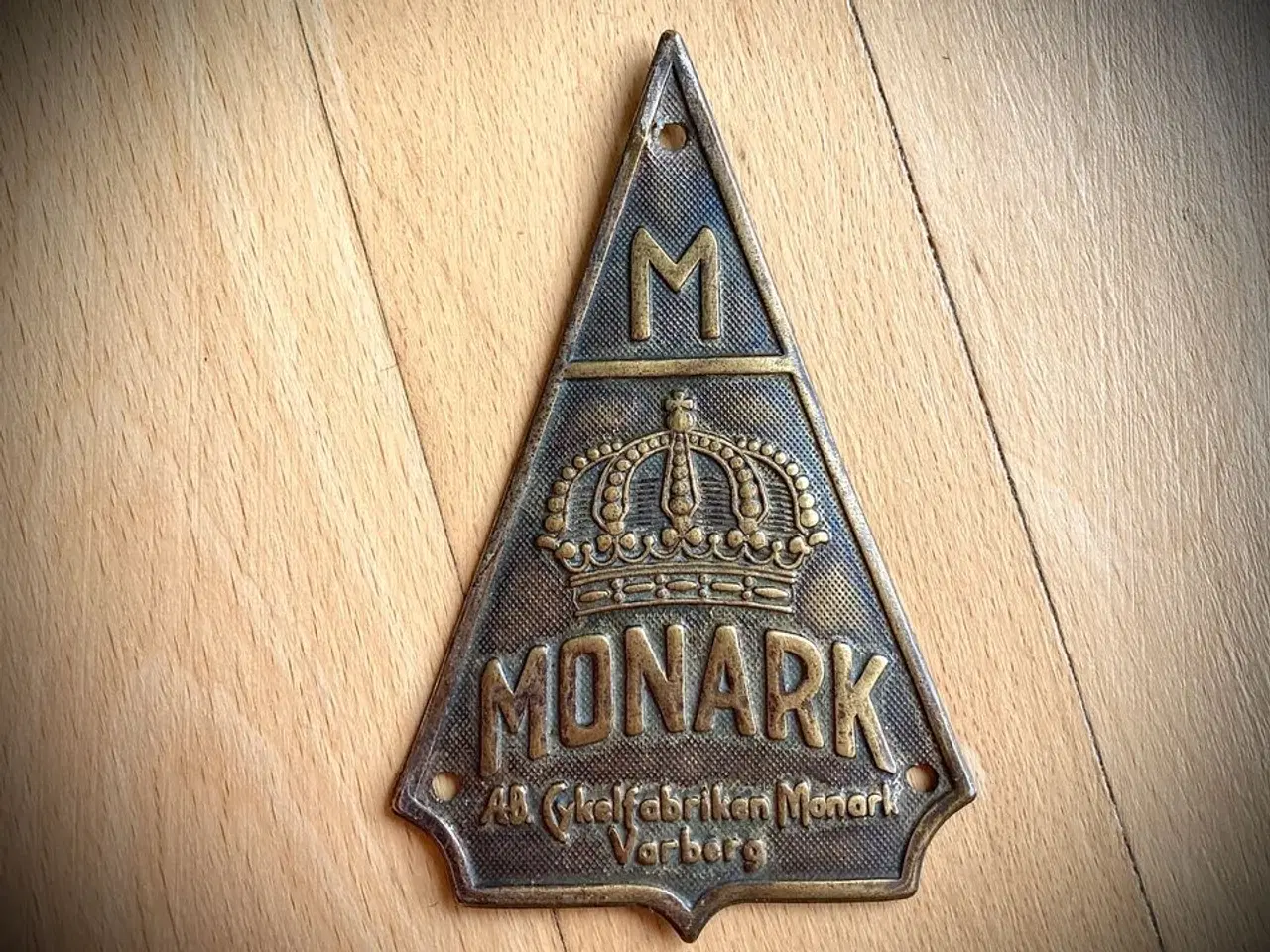 Billede 1 - Monark emblem 