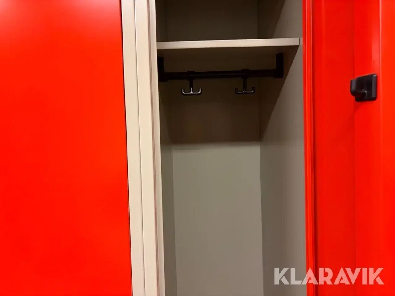 Billede 4 - Garderobe skabe Blika - 3 sektioner af 4 skabe