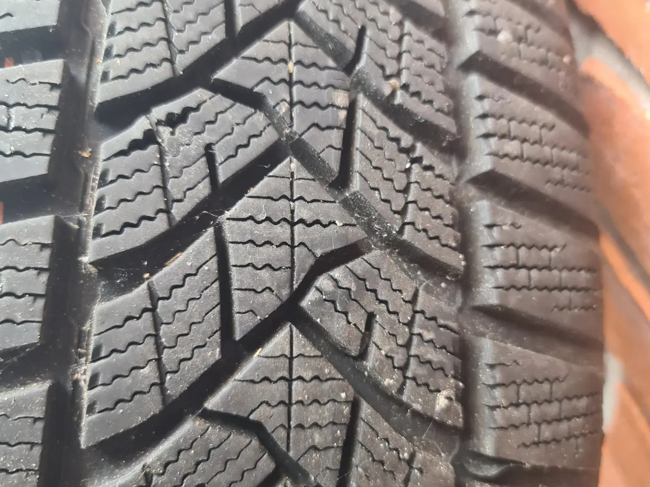 Billede 5 - Volkswagen Vinterdæk med fælge 205/60R16