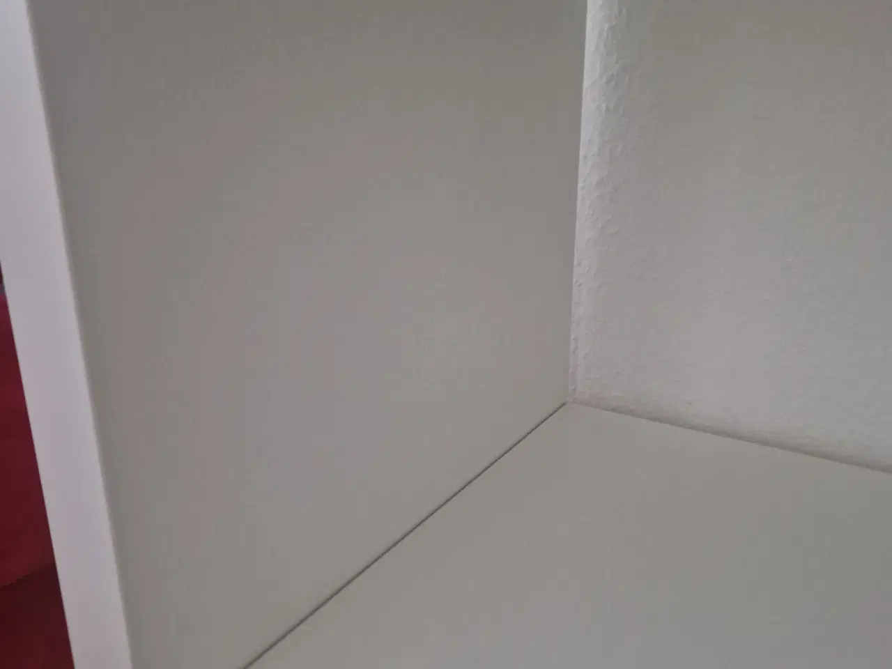 Billede 3 - Hvid bogreol med 4 rum