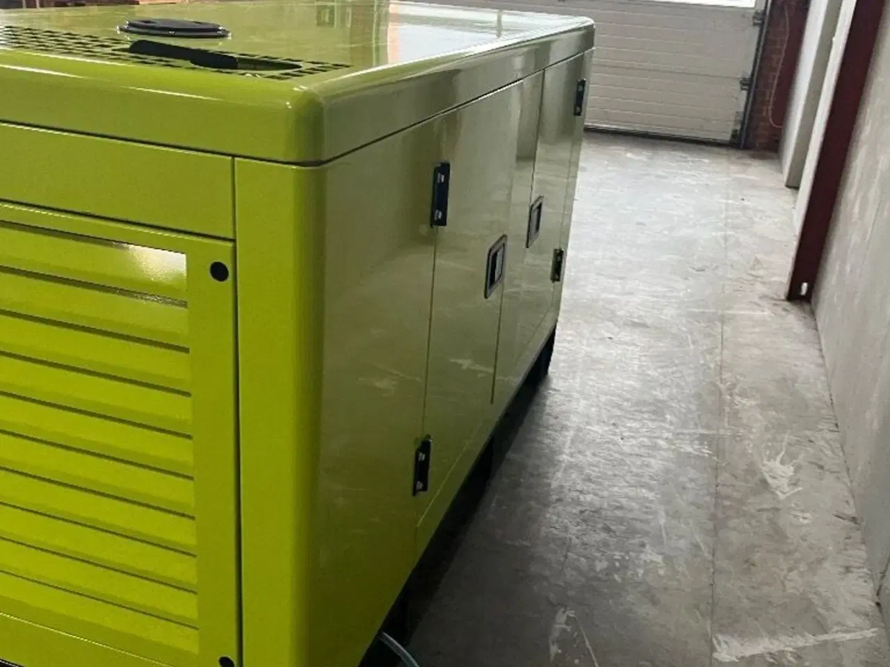 Billede 5 - Compal Power VG-R30 Generator