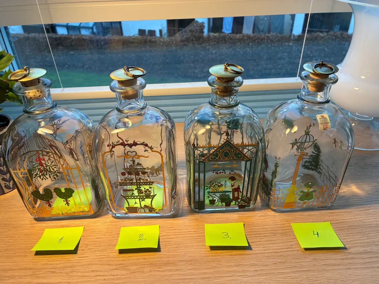 Billede 3 - Juleflasker fra Holmegaard - 4 forskellige årgang