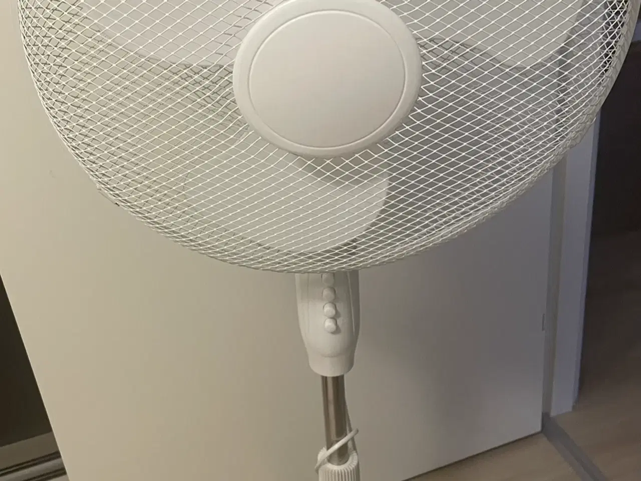 Billede 1 - Standventilator hvid