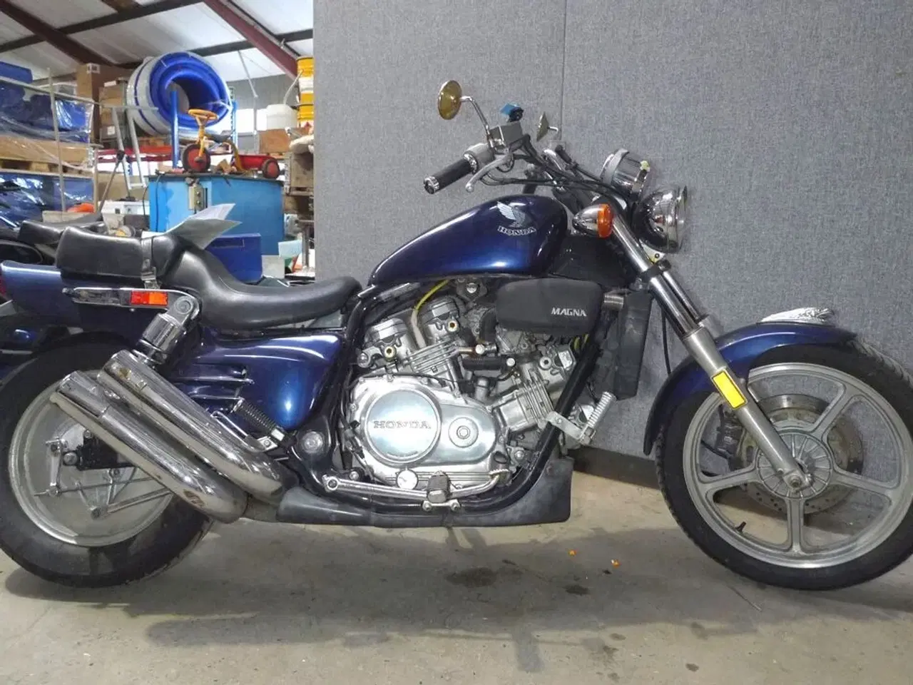 Billede 1 - MC, Honda VF700C Super Magna 3212 MOMSFRI