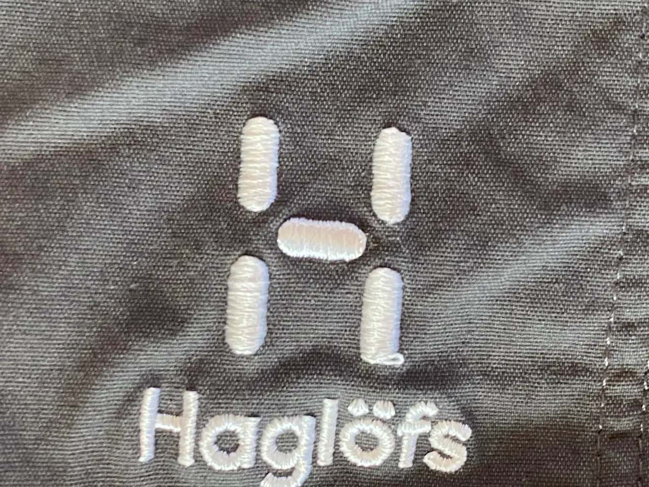 Billede 4 - Grå Haglöfs zip-off bukser str. 46