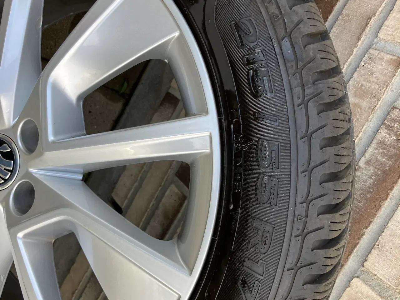 Billede 6 - Orginale Skoda Alufælge 5 x 112 med Sava vinterdæk