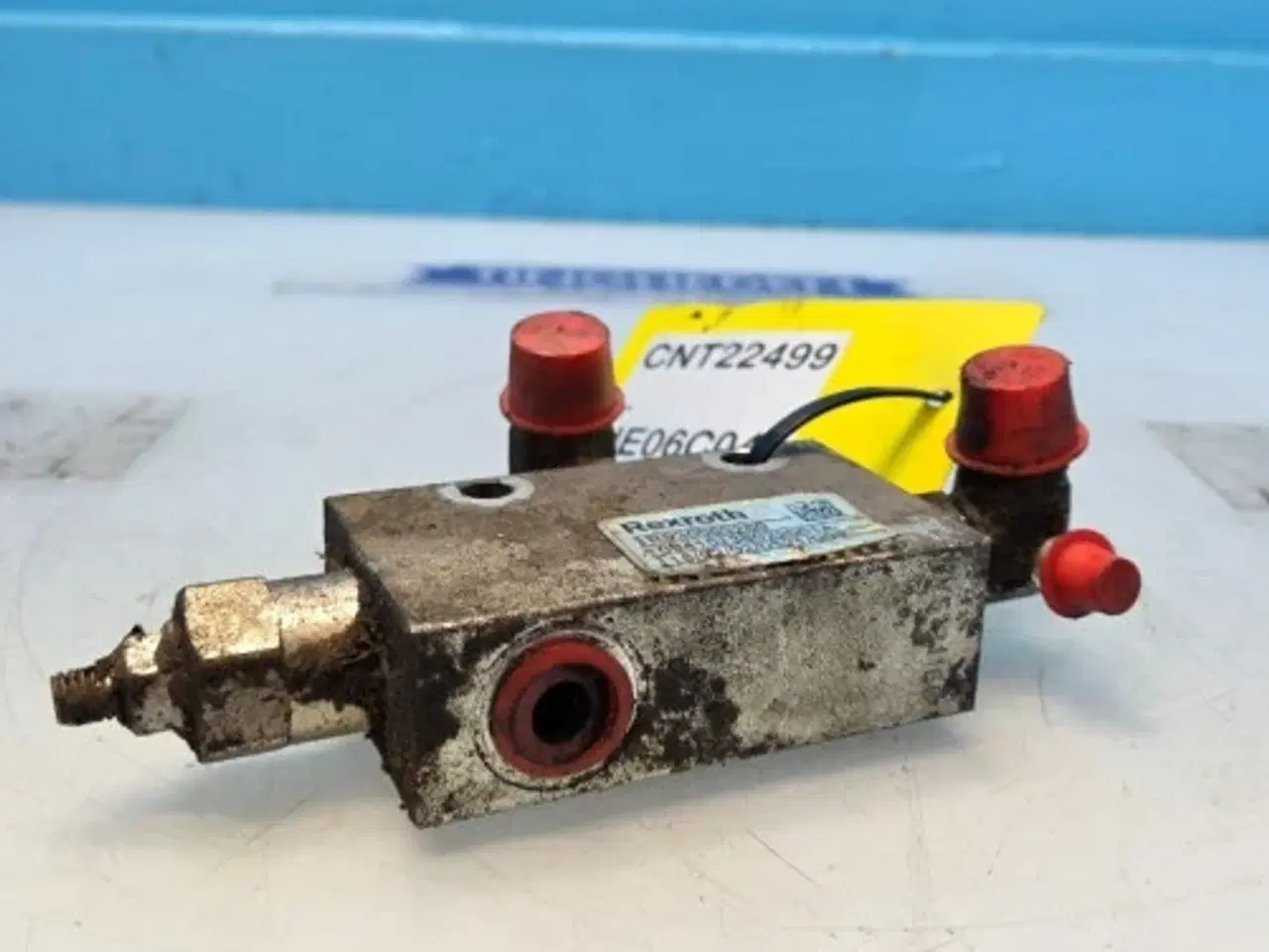 Billede 5 - Bobcat  TL38.70X  Hydraulikventil  7168745