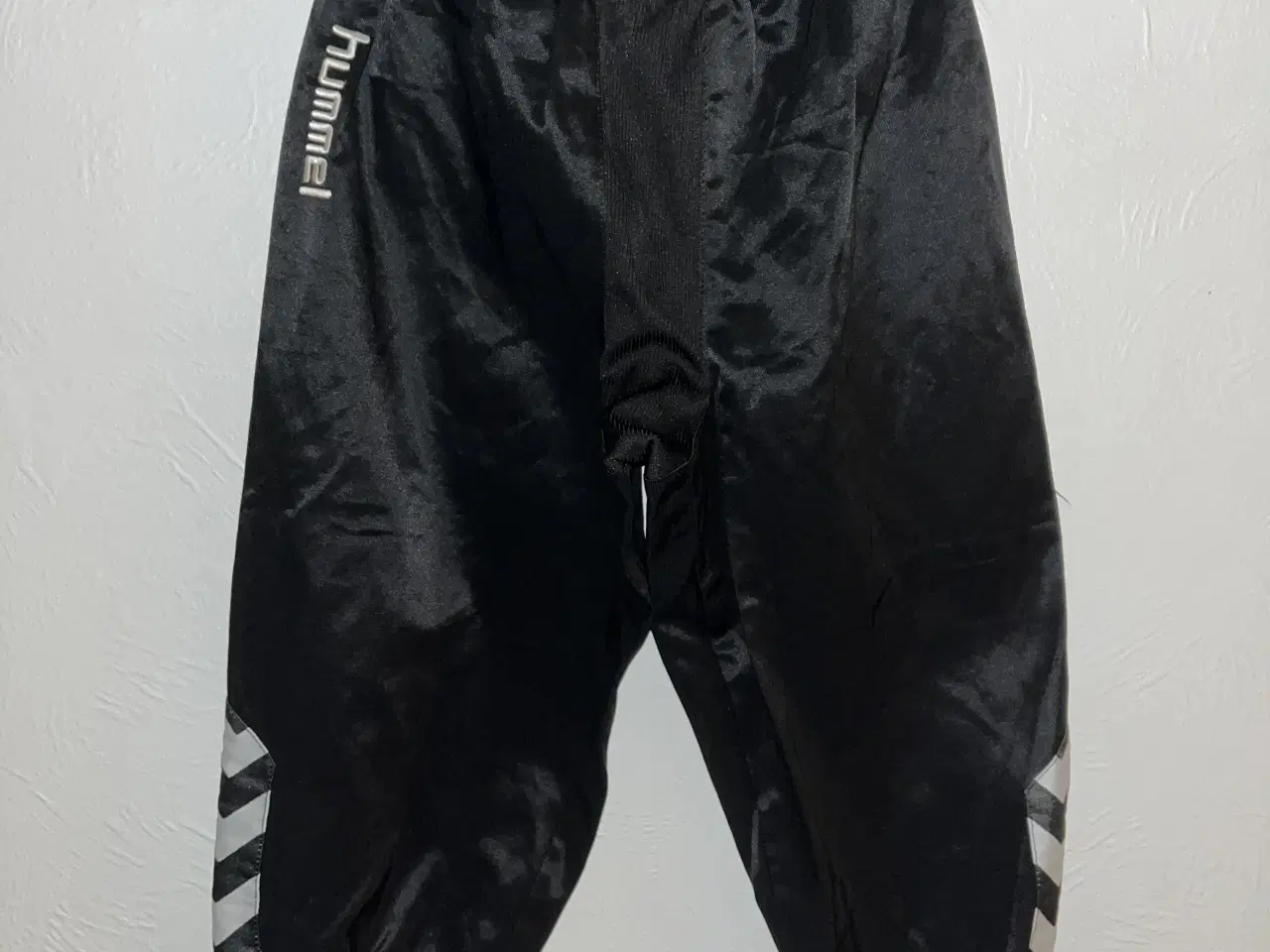 Billede 1 - Hummel fodboldknickers str. 176.