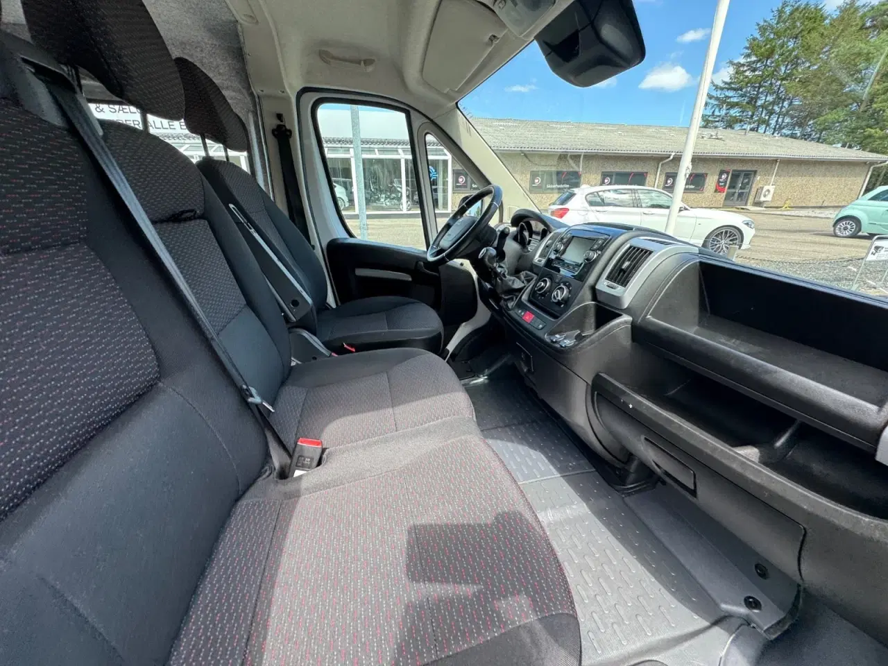 Billede 7 - Peugeot Boxer 335 2,2 BlueHDi 165 L3 Db.Kab Plus